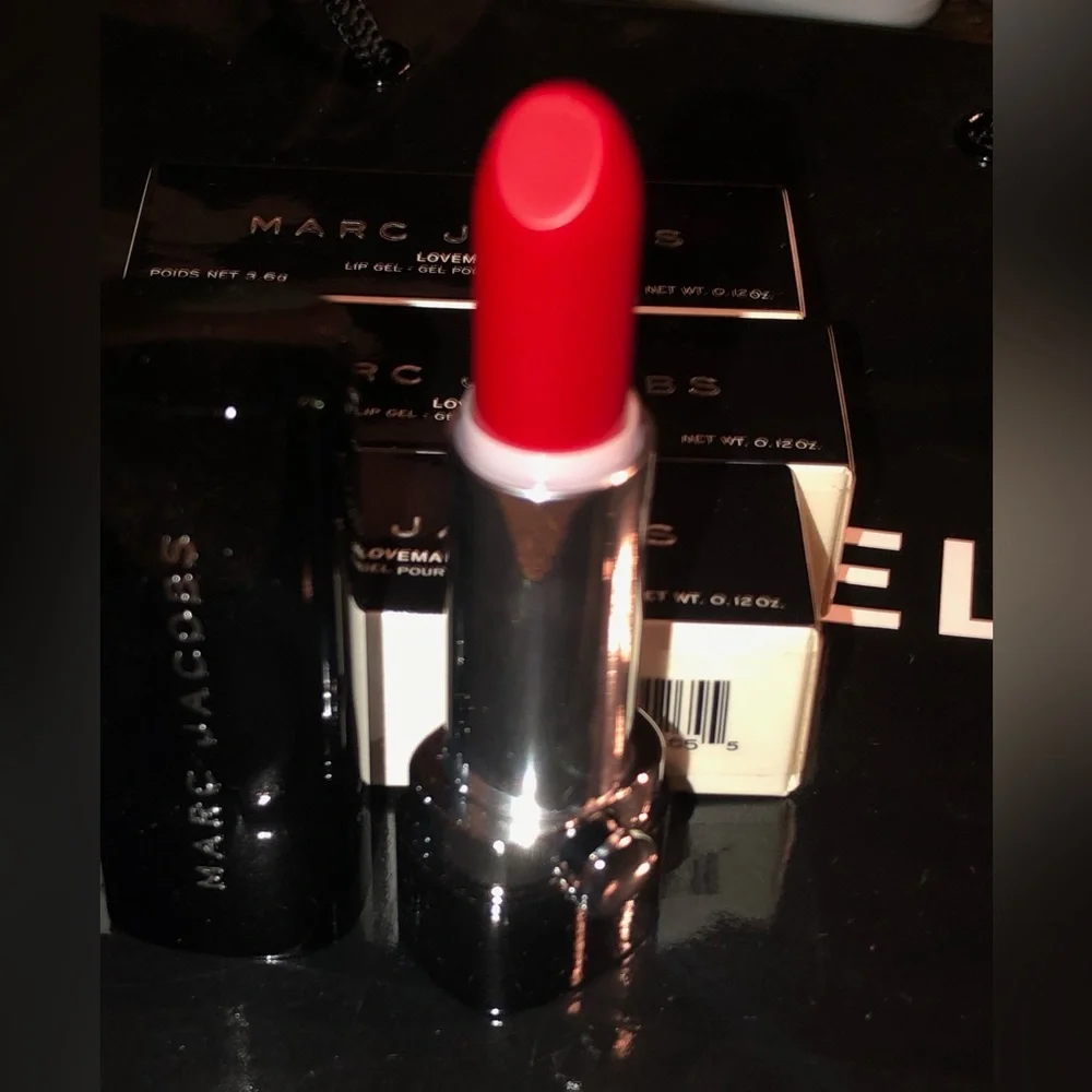 Marc Jacobs Neo-Noir Lip Gel-126